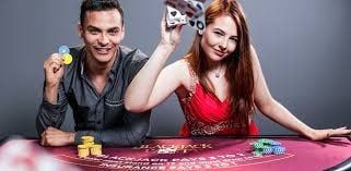 Antarmuka aplikasi nagagg menampilkan pilihan permainan Singapore Pools dengan hasil undian real-time
